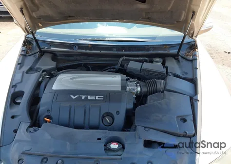 2005 Acura Rl 3.5 from USA, damaged, VIN JH4KB16535C002941